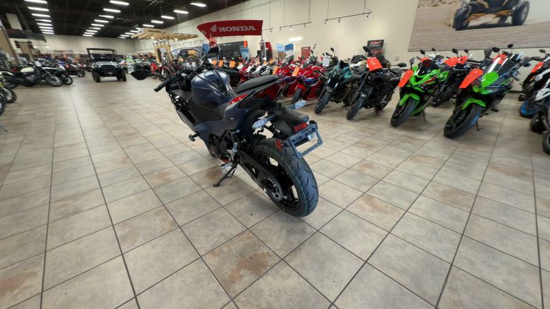 New 2026 Kawasaki NINJA 500 SE ABS Image 7