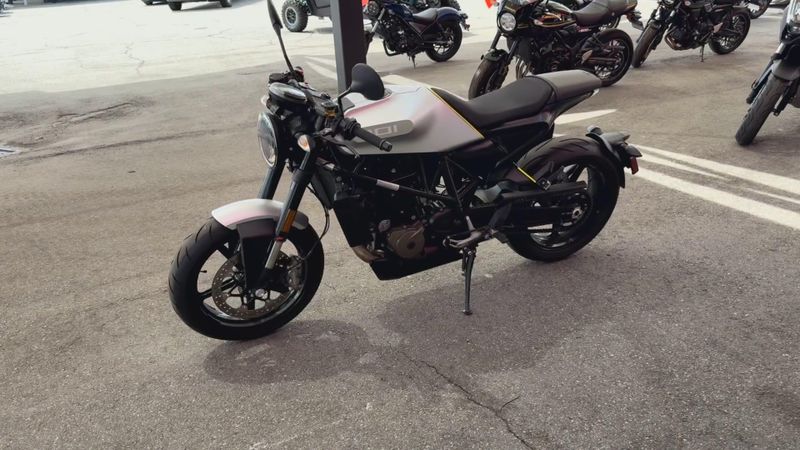 Used 2019 Husqvarna VITPILEN 701 Image 9