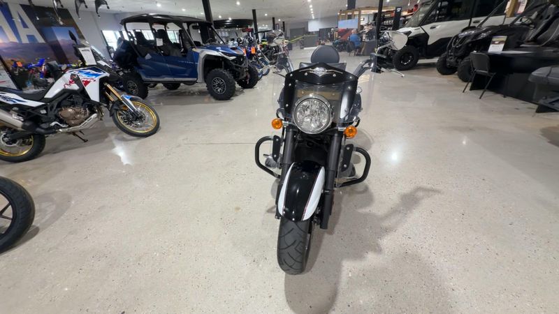 Used 2014 Kawasaki VULCAN 1700 NOMAD ABS Image 4