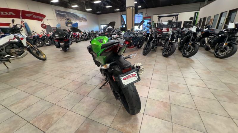 Used 2024 Kawasaki Z500 ABS Image 7