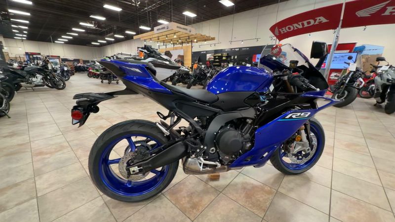 New 2026 Yamaha YZF-R9 Image 9
