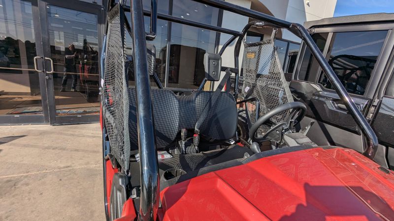 2025 Honda PIONEER 520 HERO REDImage 9