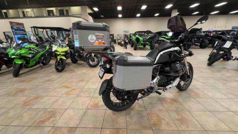 Used 2023 Moto Guzzi V85 TT Guardia dOnore Image 9