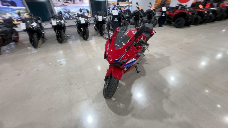 New 2026 Honda CBR500R ABS Image 9