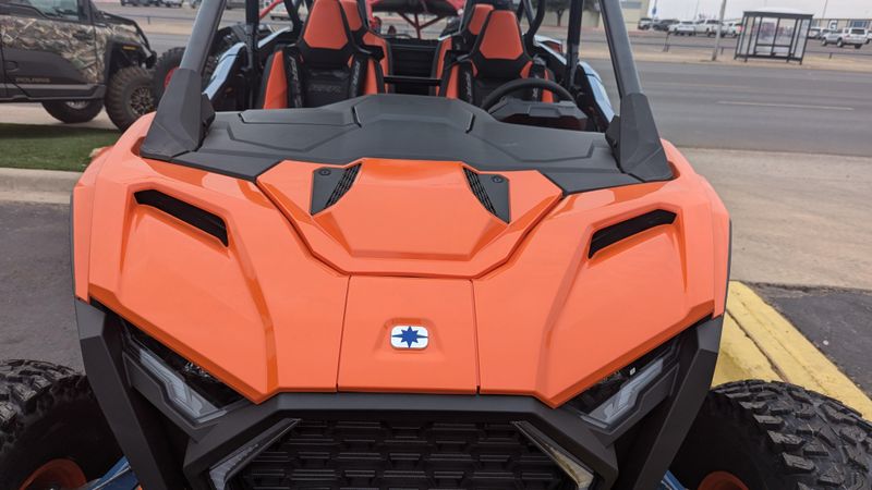 2025 Polaris RZR PRO S 4 ULTIMATE ORANGE RUST AND ZENITH BLUEImage 9