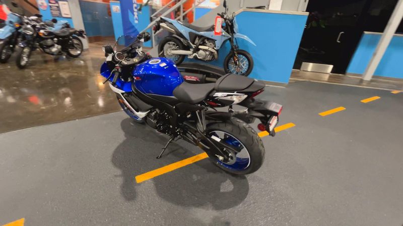 New 2026 Suzuki GSX-R600Z 40TH ANNIVERSARY EDITION Image 6