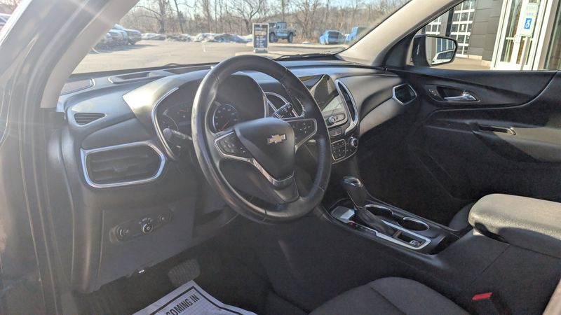 Used 2021 Chevrolet Equinox LTImage 17