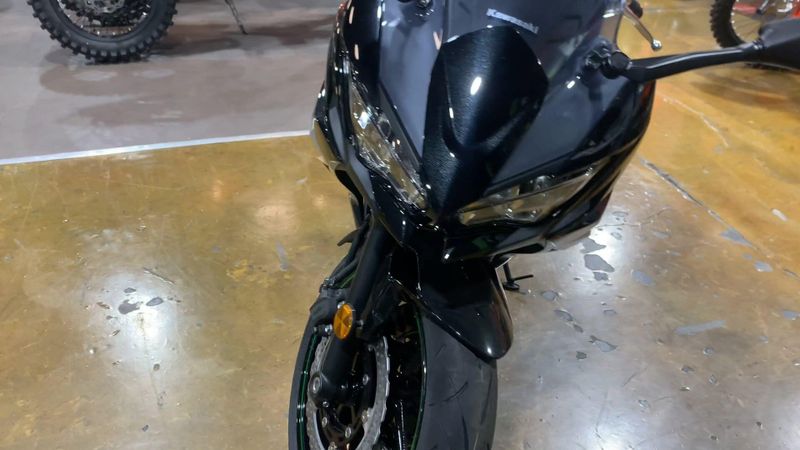 2025 Kawasaki NINJA 650 Image 9