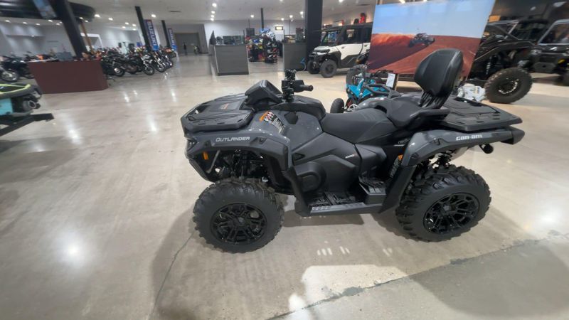 New 2026 Can-Am OUTLANDER MAX DPS 1000R Image 9