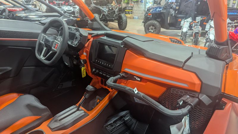 2025 Polaris RZR PRO R 4 FACTORY ARMORED EDITION ORANGE BURSTImage 10