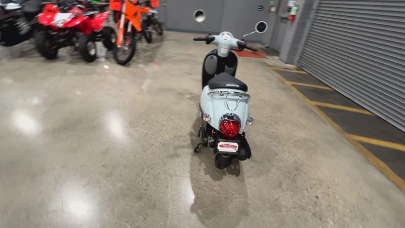 Used 2022 Honda Metropolitan Image 7