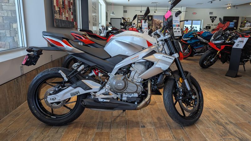 New 2026 Aprilia Tuono 457 Base Image 1