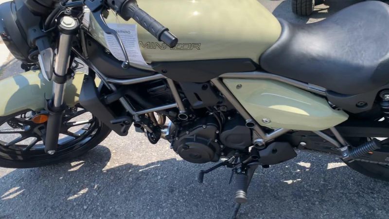 New 2025 Kawasaki ELIMINATOR ABS Image 9
