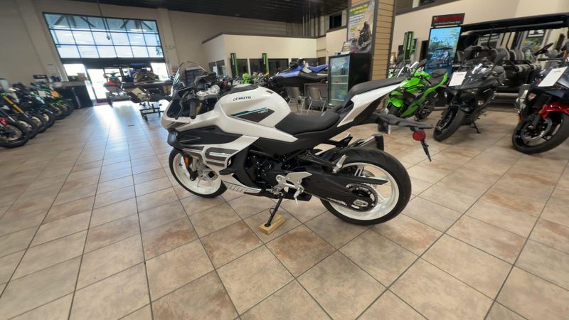 New 2026 CFMOTO 450SS Image 7