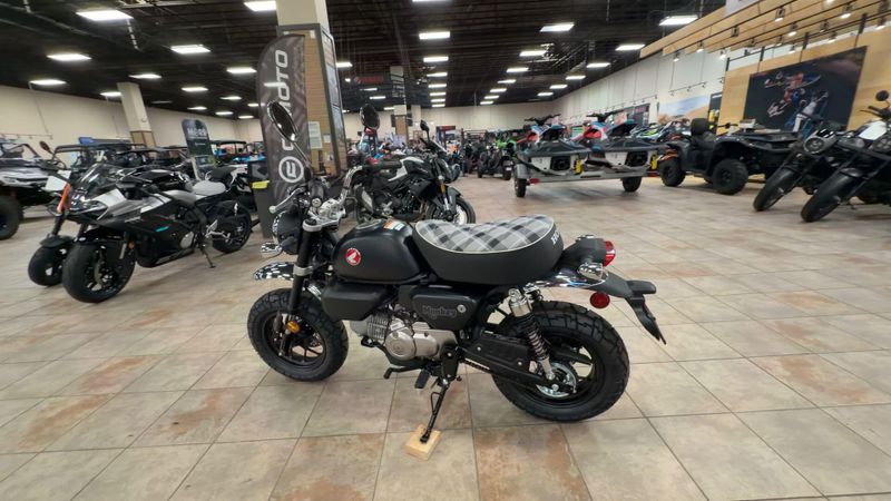 New 2026 Honda MONKEY ABS Image 6