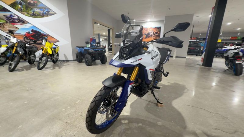 New 2026 Suzuki V STROM 800DE Image 8