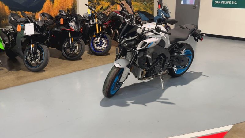 New 2025 Yamaha MT-10 Image 4