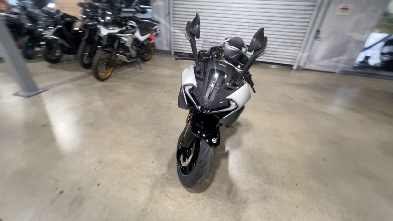 New 2026 CFMOTO 675SS Image 3