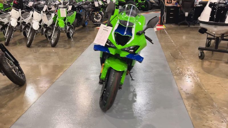 New 2026 Kawasaki NINJA ZX-10R ABS Image 7