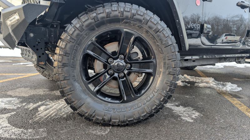 Used 2021 Jeep Wrangler Unlimited Sport AltitudeImage 9