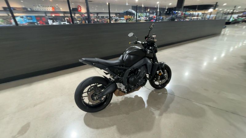 Used 2023 Yamaha MT-09 Image 4