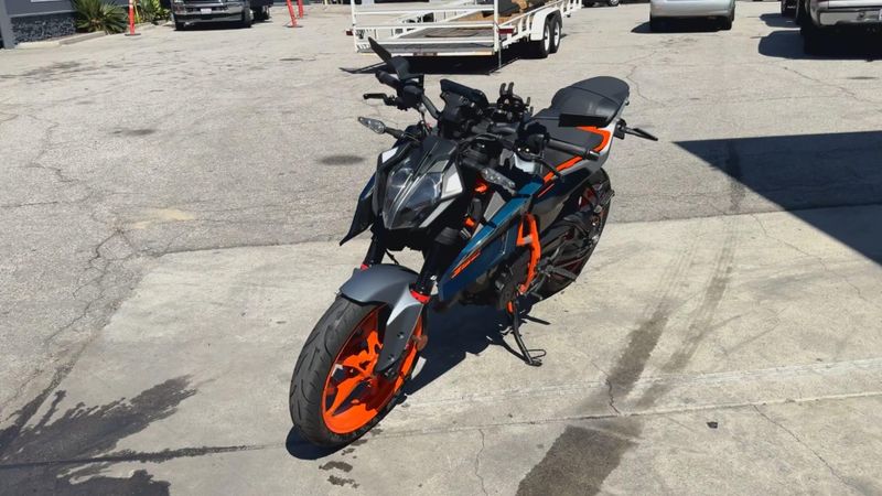 Used 2024 KTM 390 DUKE Image 8