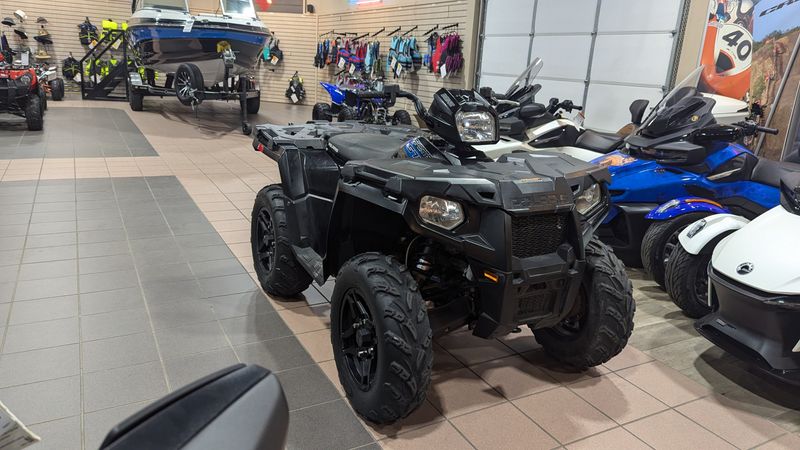 2017 Polaris SPORTSMAN 570 SP BASE STEALTH BLACKImage 3