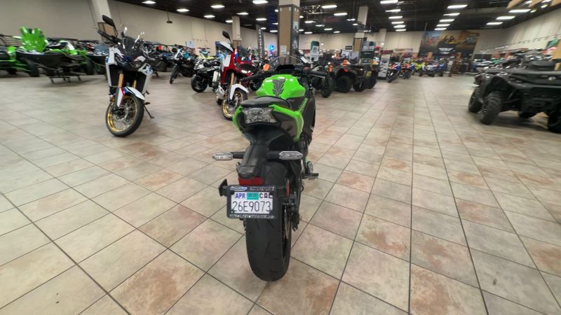 Used 2023 Kawasaki NINJA 650 Image 8
