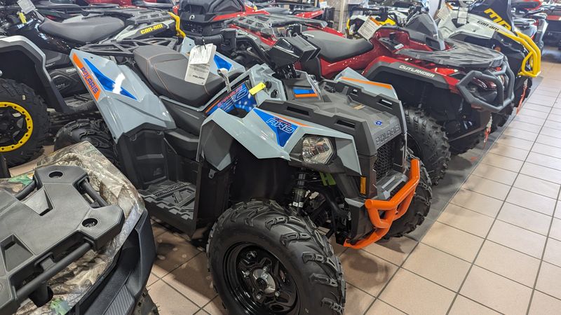 2024 Polaris SCRAMBLER 850  STORM GRAY AND RADAR BLUEImage 1