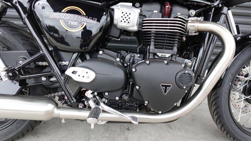 New 2026 Triumph Bonneville T100 Base 