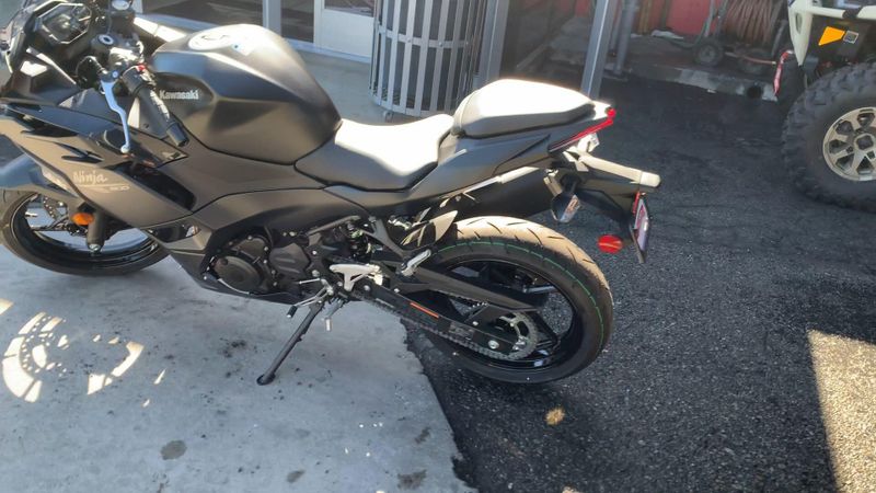 New 2026 Kawasaki NINJA 500 Image 5