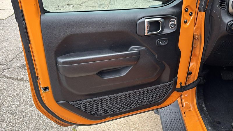 Used 2021 Jeep Wrangler Unlimited WillysImage 5