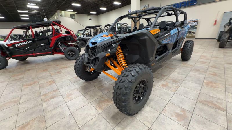 New 2026 Can-Am MAVERICK X3 MAX RS 72 T BL Image 5