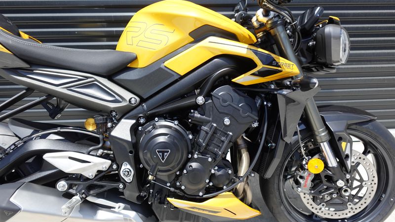 New 2025 Triumph Street Triple 765 RS 