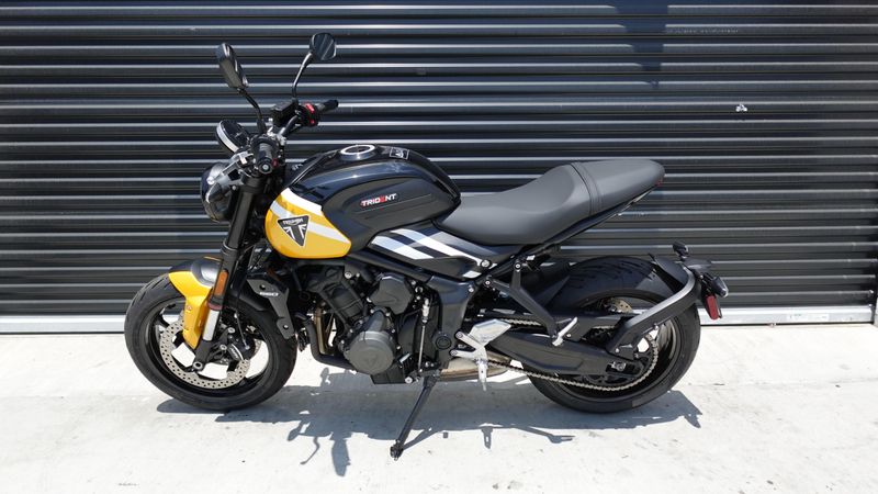 New 2025 Triumph Trident 660 