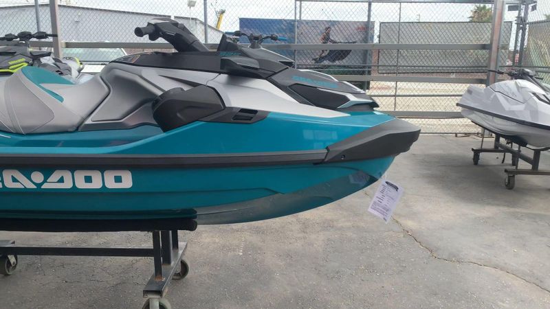 New 2025 Sea-Doo GTX LIMITED 325 (SOUND SYSTEM) Image 3