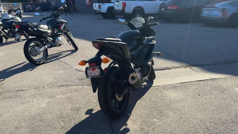 Used 2023 Yamaha YZF-R3 ABS Image 8