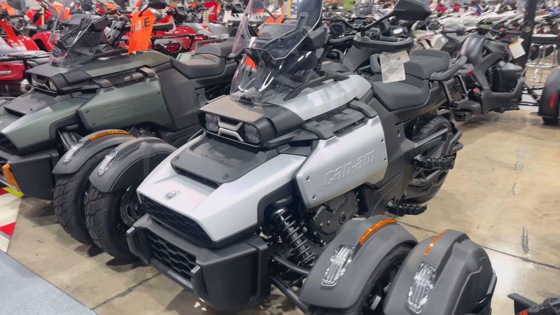 New 2025 Can-Am CANYON STANDARD Image 8