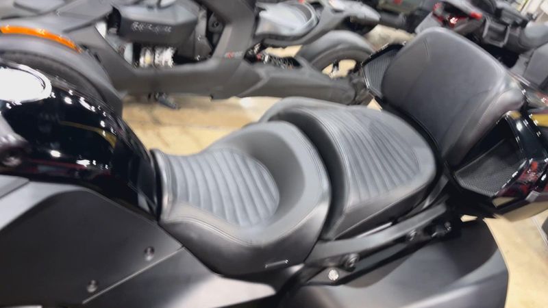 New 2024 Can-Am SPYDER F3 LIMITED (SE6) Image 8
