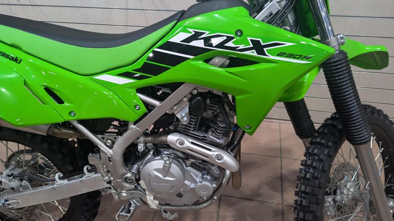 2025 Kawasaki KLX 230RImage 3