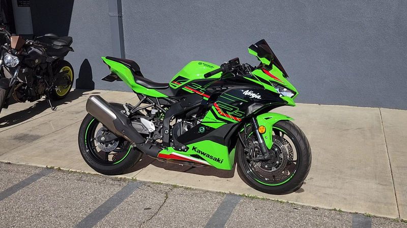 Used 2023 Kawasaki Ninja ZX-4RR KRT EDITION Image 5