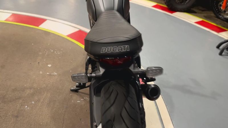 Used 2023 Ducati Scrambler Icon Dark Image 2