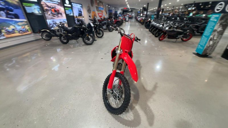 New 2027 Honda CRF250R Image 2