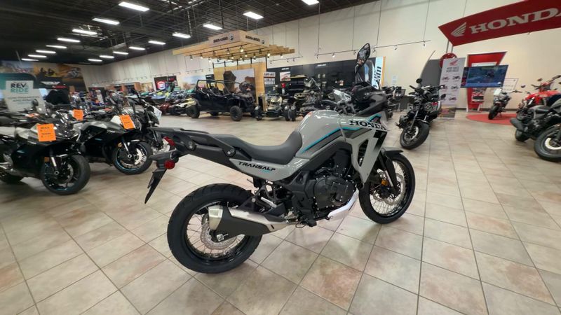 New 2026 Honda TRANSALP E-CLUTCH Image 10