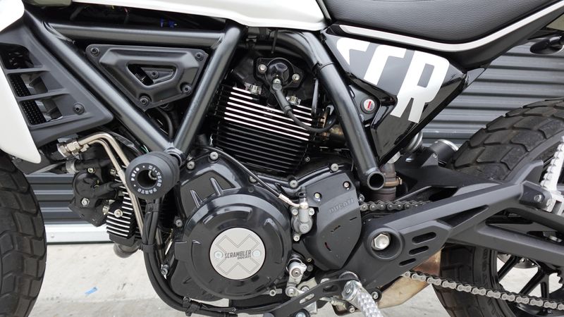 Used 2023 Ducati SCRAMBLER ICON 
