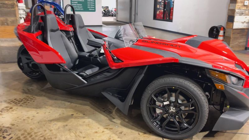 New 2025 Polaris SLINGSHOT S AUTODRIVE Image 5