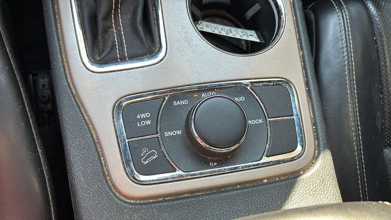 2017 Jeep Grand Cherokee LimitedImage 15