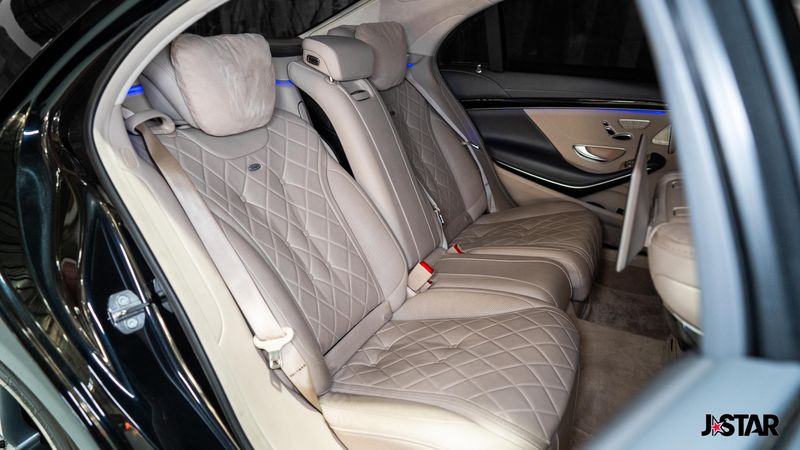2019 Mercedes Benz S 560 photo 17