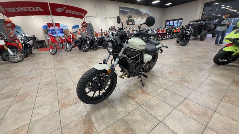 New 2026 Kawasaki ELIMINATOR ABS Image 5