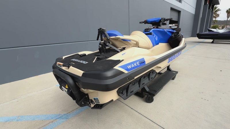 2025 Sea-Doo WAKE PRO 230 (SOUND SYSTEM) Image 8